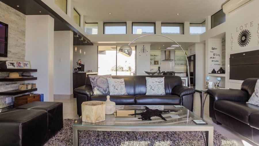 3 Bedroom Property for Sale in Baronetcy Estate Western Cape